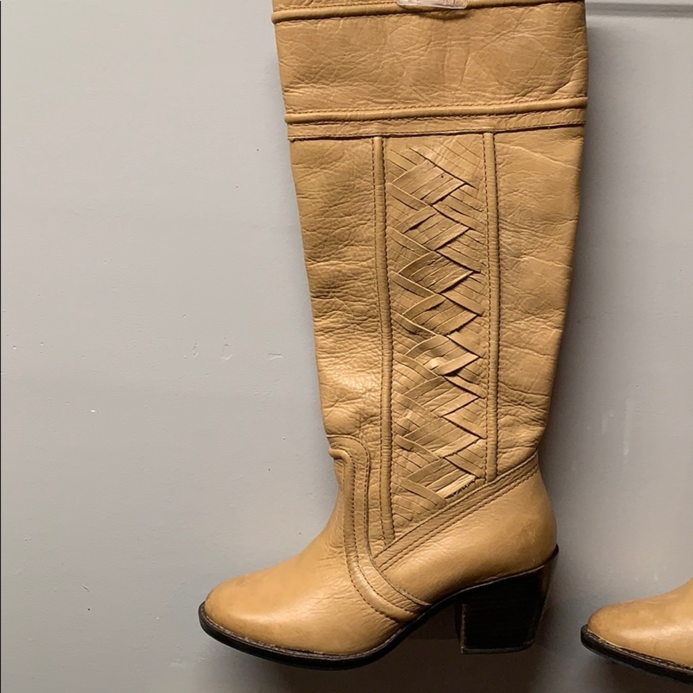 Fossil boots size 6.5